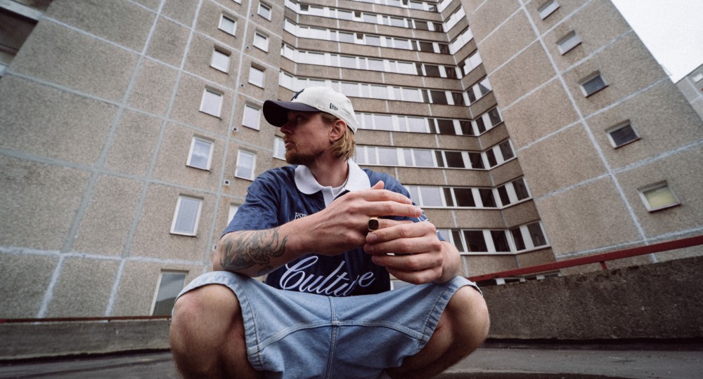 VIDEOKLIP "NA CO" Z DELUXE MOLO II